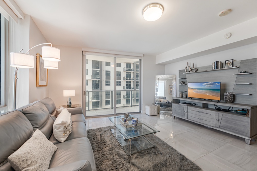 1010 sw 2nd ave 1608, photograph 12