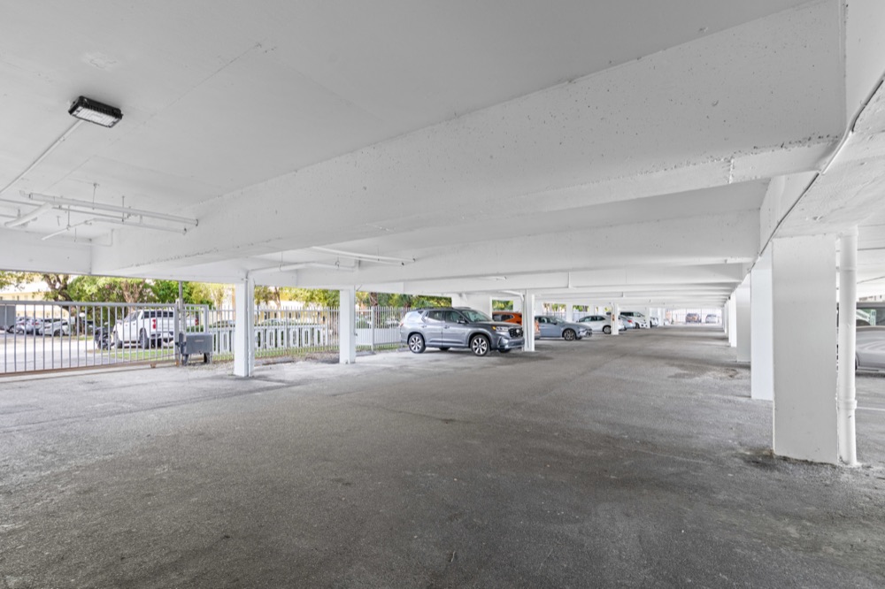 1170 ne 191st st 35, photograph 25